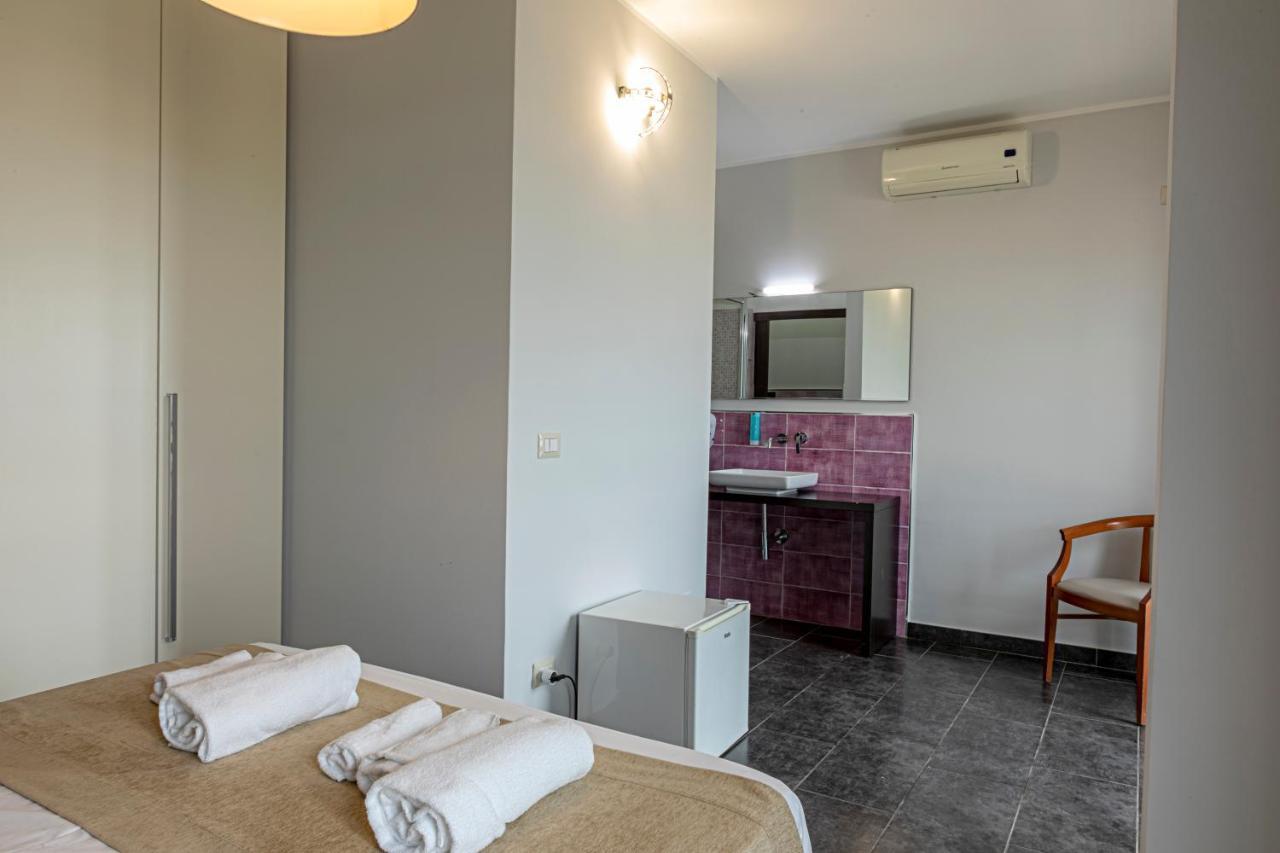 B&B Bellavista Margherita Di Savoia Exteriör bild